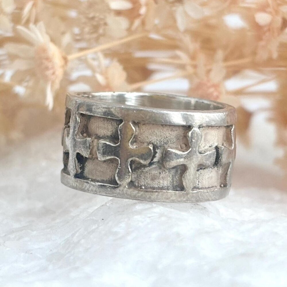 Thai Made Celtic Cross Carved Artisan 925 Sterling Silver Vintage Ring - sz 6.25